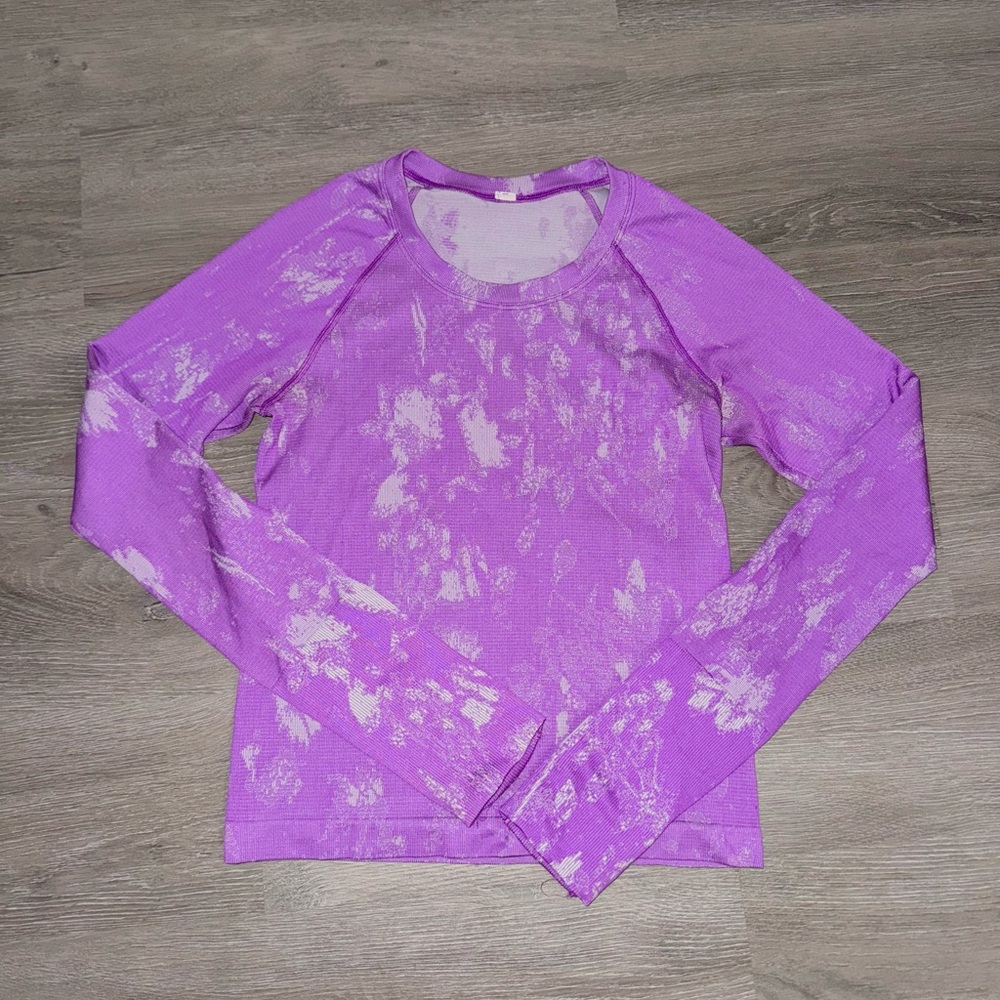 lulu moonlit magenta / faint lavender swiftly tech long sleeve race length